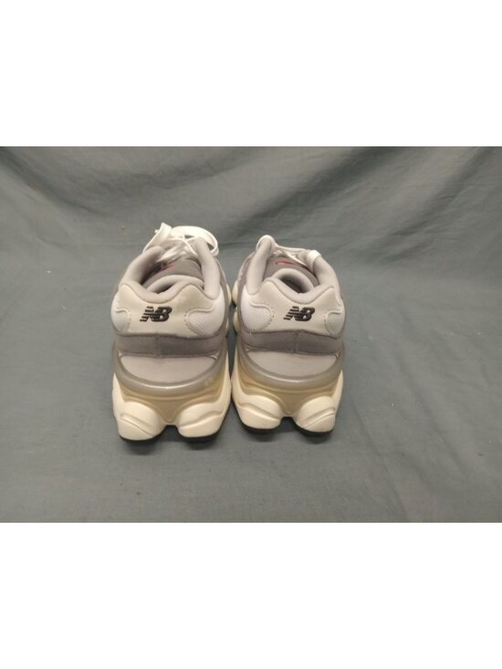 New Balance 9060 Sneakers U9060GRY Grey Men\'s Size 8 NEW NO BOX! main image 9